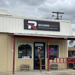Larry Jr. & Dawn Snyder - Richard Realty