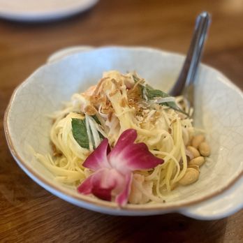 Lom Wong - YAM MAMUANG BORAN - green mango salad - Thai Near Me - Phoenix, Arizona Lom Wong - YAM MAMUANG BORAN - green mango salad - Thai Near Me - Phoenix, Arizona