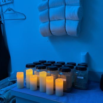 Skincare Lounge SPA - Details of ambiance - Skin Care Near Me - Philadelphia, Pennsylvania Skincare Lounge SPA - Details of ambiance - Skin Care Near Me - Philadelphia, Pennsylvania