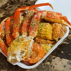 Texas Tornado Grill - Crab Boil, Shrimp, Sausage, Corn, Egg, and Potatoes with Cajun Garlic Butter