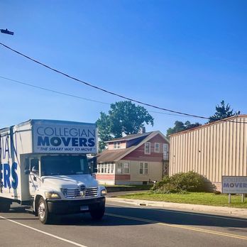 Collegian Movers - Collegian Movers Moving Truck driving past its 482 Naugatuck Ave, Milford, CT 06460 location. - Movers Near Me - Milford, Connecticut Collegian Movers - Collegian Movers Moving Truck driving past its 482 Naugatuck Ave, Milford, CT 06460 location. - Movers Near Me - Milford, Connecticut