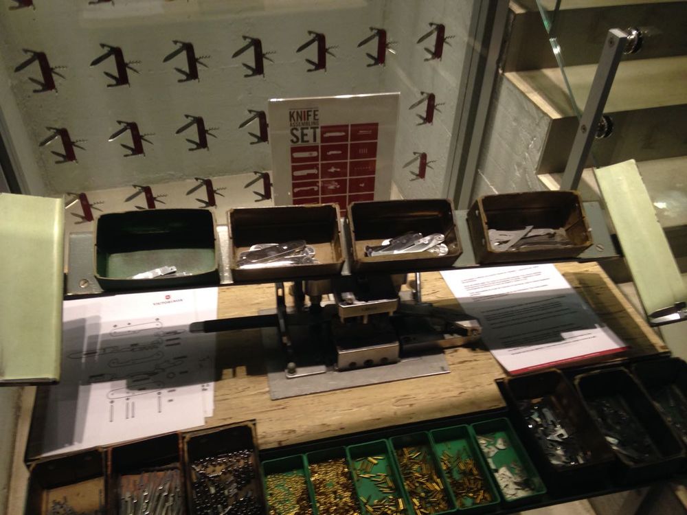 GRAND MAGASIN VICTORINOX GENÈVE Rue du Marché 2, Genève