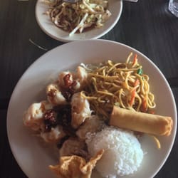 George & Son's Asian Cuisine - Walnut shrimp lunch special