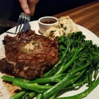 Yard House - Ribeye perfectly of the grill - New American Near Me - Atlanta, Georgia Yard House - Ribeye perfectly of the grill - New American Near Me - Atlanta, Georgia