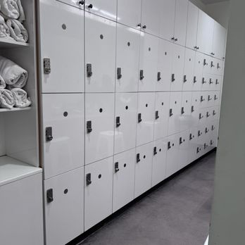 Barry's Park Ave South - Inside lockers - Interval Training Gyms Near Me - New York, New York