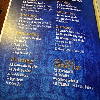 Buffalo Wild Wings - Came to boomerjacks instead...better deals - Chicken Wings Near Me - Grapevine, Texas