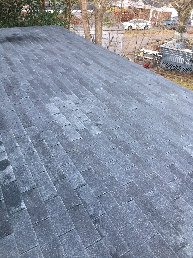 Slide of P&M Roofing