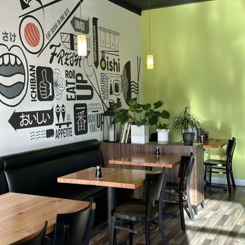 Maki Yaki - Interior - Japanese Near Me - Dana Point, California
