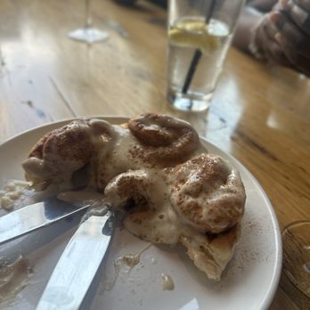 matchbox - Cinnamon rolls - Pizza Near Me - Arlington, Virginia matchbox - Cinnamon rolls - Pizza Near Me - Arlington, Virginia