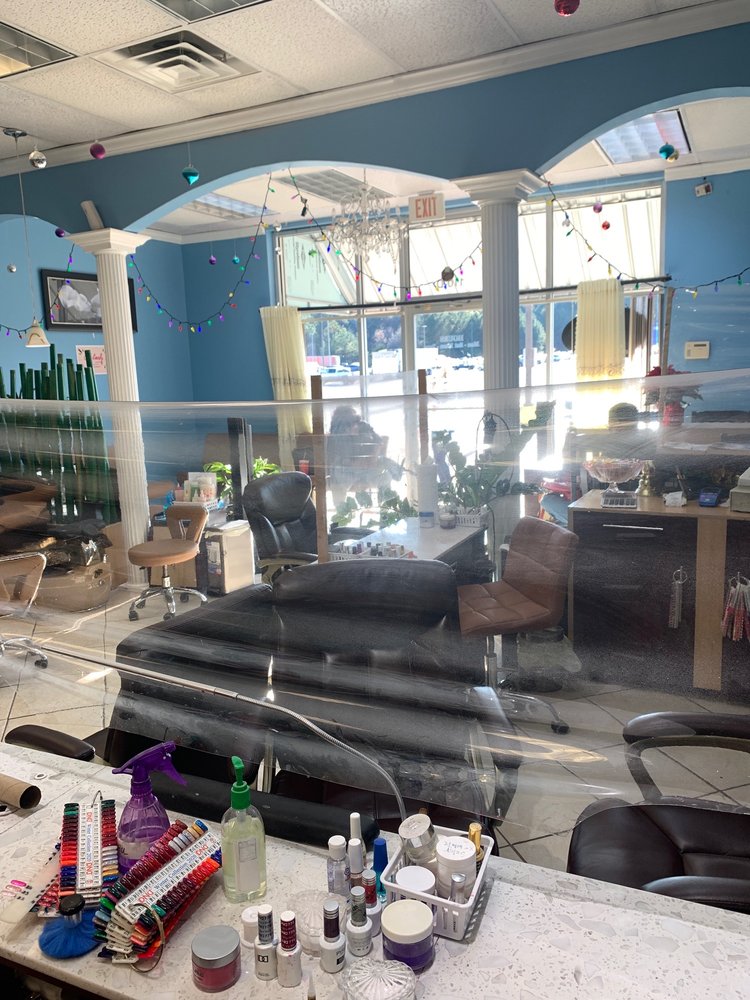 CHARMING NAILS AND SPA Updated September 2024 110 15th Pl S