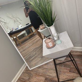 SKYN Wax Lounge - Hair Removal Near Me - Baton Rouge, Louisiana