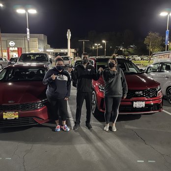 Hilltop Kia - Moe and Carlos did it again!! K5 and sorrento! - Car Dealers Near Me - Richmond, California Hilltop Kia - Moe and Carlos did it again!! K5 and sorrento! - Car Dealers Near Me - Richmond, California