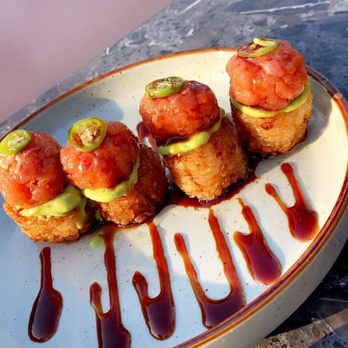 Wabi on Rose - Crispy Rice - Sushi Bars Near Me - Venice, California Wabi on Rose - Crispy Rice - Sushi Bars Near Me - Venice, California