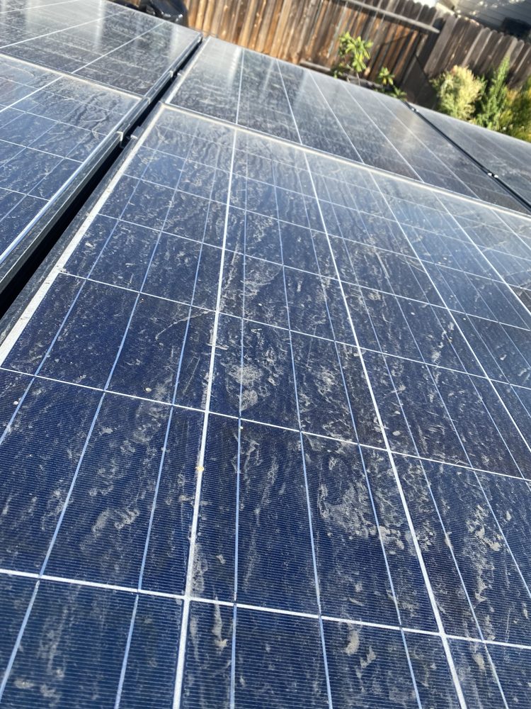 Slide of Stay Clean Solar