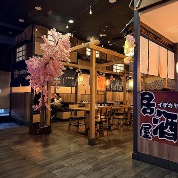 izakaya 68 - Interior - Sushi Bars Near Me - Cockeysville, Maryland