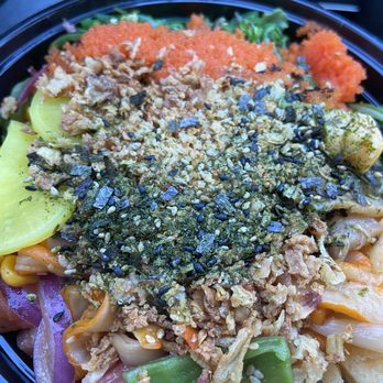 Hawaiian Poke - Medium poke bowl, with yellow tail, tuna, and salmon, topped with a bunch of toppings - Poke Near Me - Dublin, California