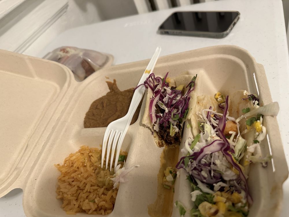 Red Star Taco Bar