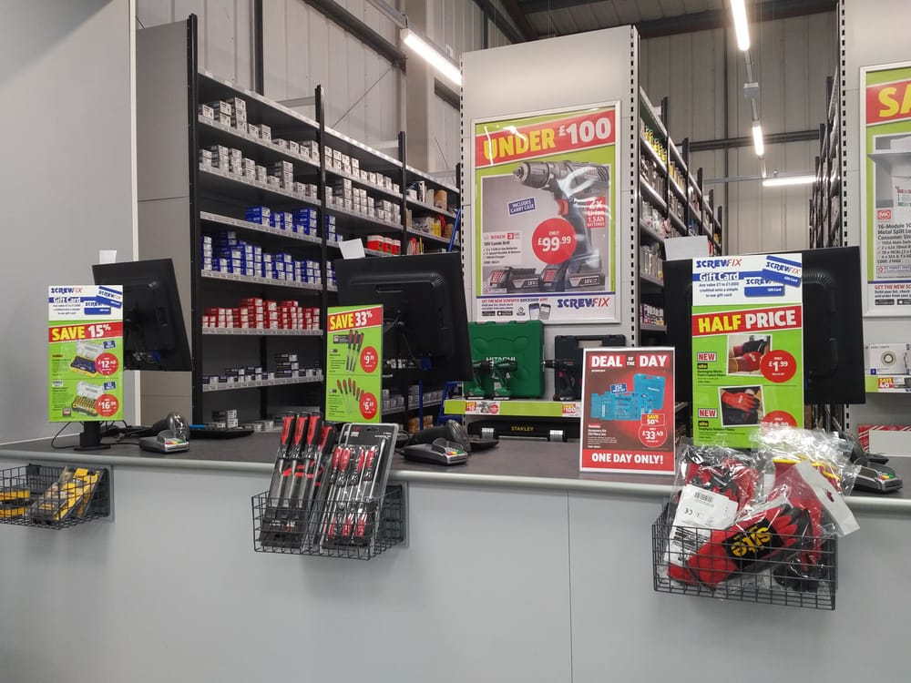 SCREWFIX Updated April 2024 102 Kings Road, Birmingham, West