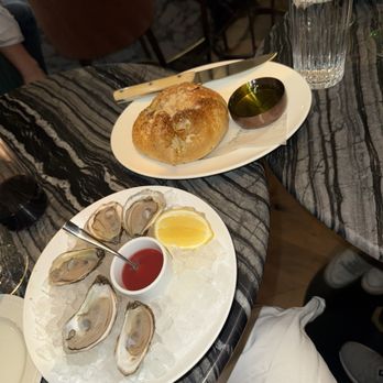 Sorelle - Oysters and baked bread - Italian Near Me - Charleston, South Carolina