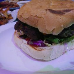 Danny's Pub Scarborough - Macedonian Burger