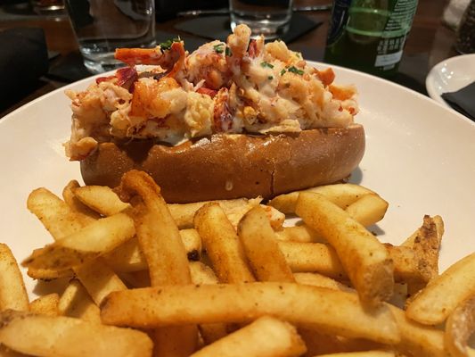 Stone's Cuisine and Cocktails by null