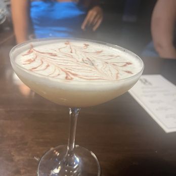 Buhl Bar - Cocktail Bars Near Me - Detroit, Michigan