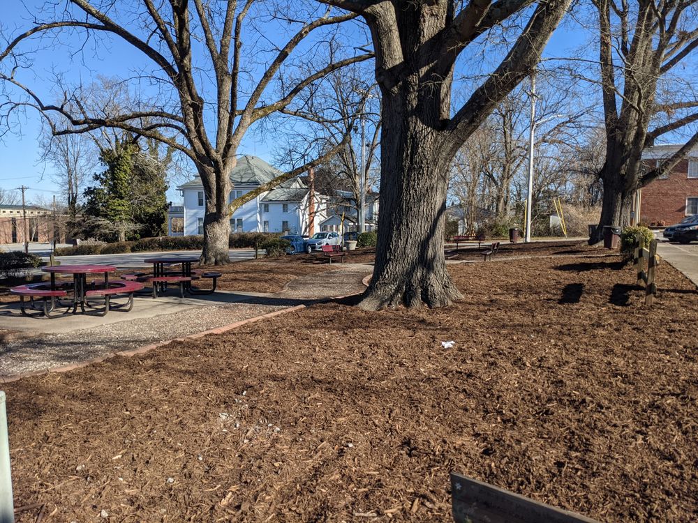 PECAN PARK Updated August 2024 136 N Center St, Statesville, North