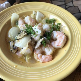 El Jardín - Shrimp salvaje comes with el favorito plate - Mexican Near Me - Elk Grove, California El Jardín - Shrimp salvaje comes with el favorito plate - Mexican Near Me - Elk Grove, California