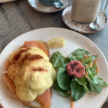 The Aussie Grind - Egg Benny with Atlantic Smoked Salmon - Cafes Near Me - Frisco, Texas The Aussie Grind - Egg Benny with Atlantic Smoked Salmon - Cafes Near Me - Frisco, Texas
