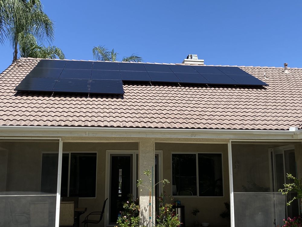 Slide of Ilum Solar