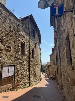 San Gimignano by null