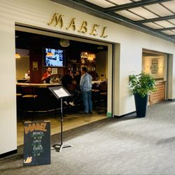 Mabel - Exterior