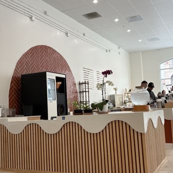 Stray Dogs Coffee Roasters - Coffee Roasteries Near Me - Riverside, California
