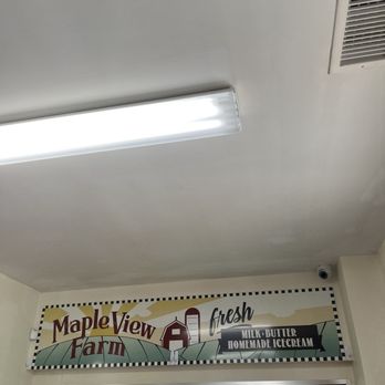 Maple View Farm Country Store - Ice Cream & Frozen Yogurt Near Me - Hillsborough, North Carolina