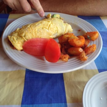 La Palapa - Omelet with chorizo - Mexican Near Me - Mazatlán, SIN La Palapa - Omelet with chorizo - Mexican Near Me - Mazatlán, SIN