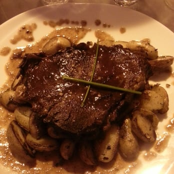 Chinchin - Braised beef with roasted potatoes - French Near Me - Paris, 75 Chinchin - Braised beef with roasted potatoes - French Near Me - Paris, 75