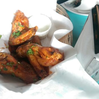 Yard & Coop - Chicken wings in spicy bees knees sauce - Bars Near Me - Manchester, XGM