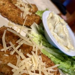 Legends & Icons Pub & Grill - Calamari