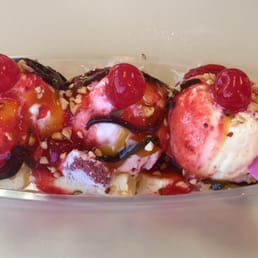 Banana split without whip cream on the top