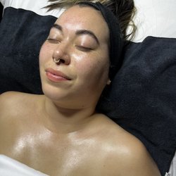 Aura Aesthetics - GLOWING skin!!!