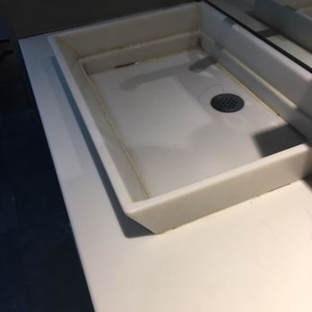 Dosha Salon and Spa - Dirty sink in the shower and dressing area - Day Spas Near Me - Portland, Oregon