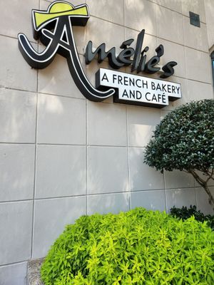 Amélie's Uptown | French Bakery & Cafe by null