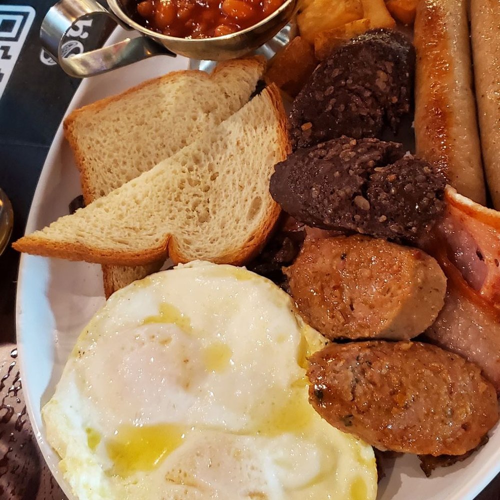 Lynch's Irish Pub - Irish Breakfast - Pubs Near Me - Jacksonville Beach, Florida