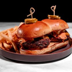 Cork & Craft - Angus Beef Sliders -
with sharp cheddar, sugar-cured bacon, house-made pickles, chipotle aioli, brioche slider buns, shoestring fries