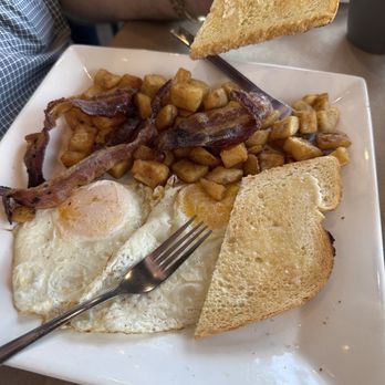Nappi’s Nook - Dads meal - Breakfast & Brunch Near Me - Nesconset, New York Nappi’s Nook - Dads meal - Breakfast & Brunch Near Me - Nesconset, New York