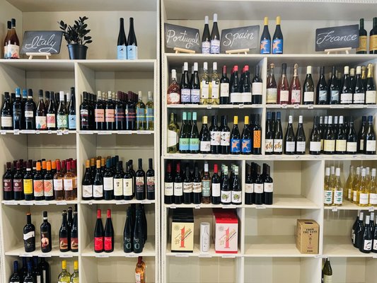 Graham Fine Wines & Spirits by null