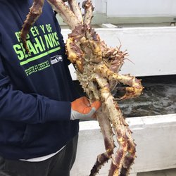 Ocean Star Seafood - Live King Crab!
