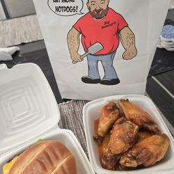 Big Sammy's Hot Dogs - Chargrilled cheeseburger and mango habañero wings