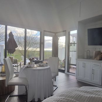The New Inn - In-room dinner option set-up. - Hotels Near Me - Temecula, California