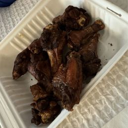 Cremated chicken wings Cremated chicken wings